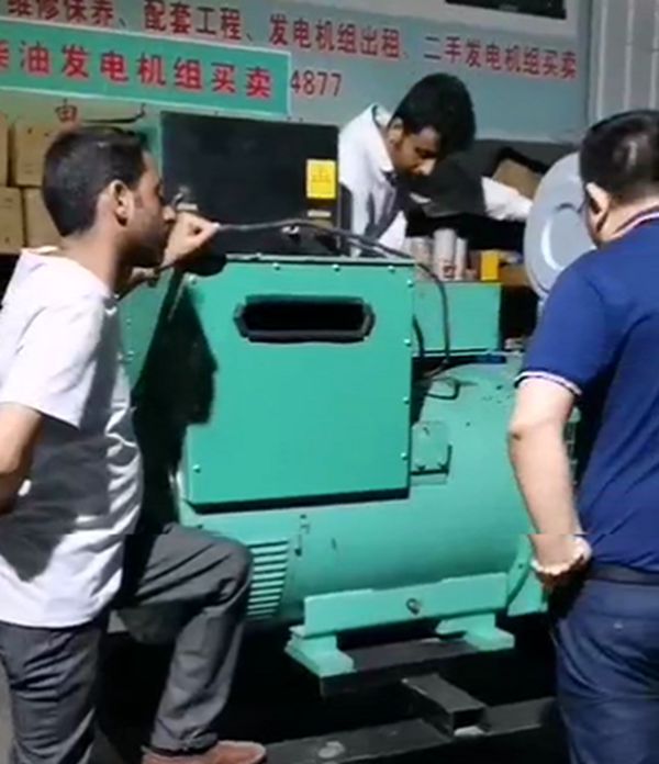 巴基斯坦發(fā)電機客戶參觀怡遠發(fā)電機公司